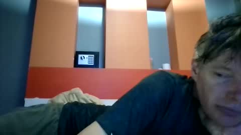 Snapshot of salsapaulus chatting on 02-17-25, 09:03 salsapaulus online show from 02-17-25, 09:03