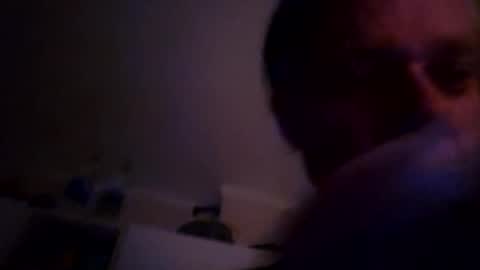 Snapshot of salsapaulus chatting on 11-18-25, 01:48 salsapaulus online show from 11-18-25, 01:48