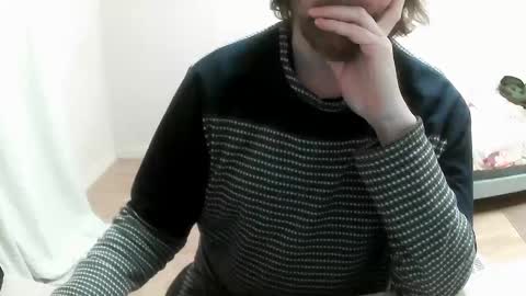 Snapshot of saltimbanquier chatting on 01-07-25, 08:03 Saltimbanquier  Salt  ou  Banquier  online show from 01-07-25, 08:03