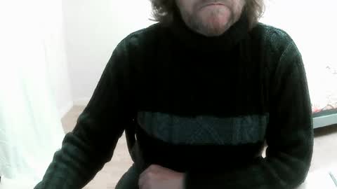 Snapshot of saltimbanquier chatting on 03-10-25, 12:48 Saltimbanquier  Salt  ou  Banquier  online show from 03-10-25, 12:48