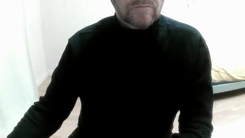 Snapshot of saltimbanquier chatting on 09-16-25, 12:28 Saltimbanquier  Salt  ou  Banquier  online show from 09-16-25, 12:28