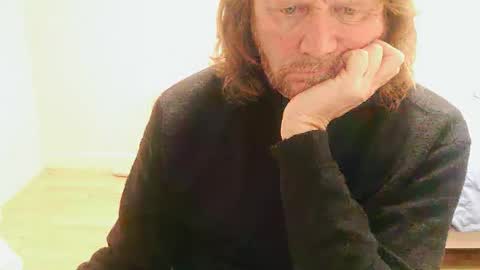 Snapshot of saltimbanquier chatting on 10-24-25, 10:00 Saltimbanquier  Salt  ou  Banquier  online show from 10-24-25, 10:00