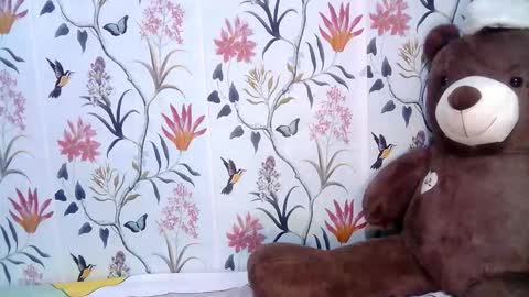 Ask me  online show from 10-11-25, 06:50