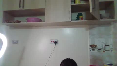 salty_surprise_ online show from 12-16-25, 06:24