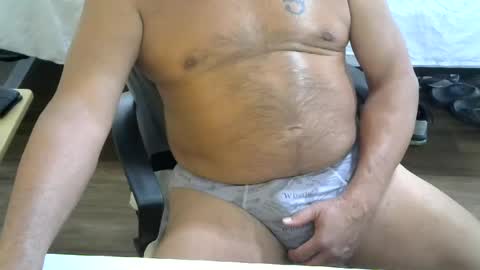 Snapshot of saltydogg chatting on 07-13-26, 08:22 Saltyy online show from 07-13-26, 08:22