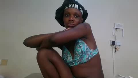 Sugarbabe online show from 05-13-26, 06:00