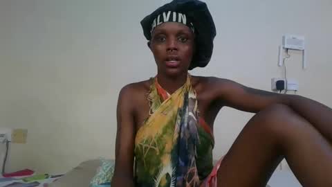 Sugarbabe online show from 05-19-26, 07:20
