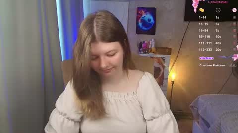 Snapshot of salut_love chatting on 07-18-26, 08:51 Ruby online show from 07-18-26, 08:51