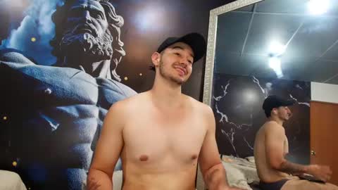 Snapshot of salvatore_costa chatting on 01-31-25, 09:59 Salvatore online show from 01-31-25, 09:59
