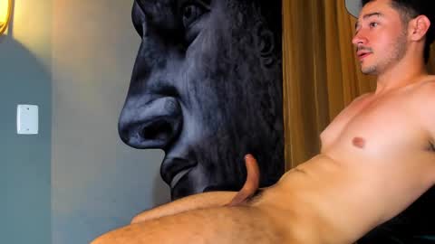 Snapshot of salvatore_costa chatting on 02-26-25, 01:53 Salvatore online show from 02-26-25, 01:53