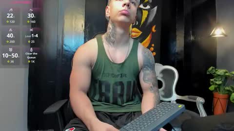 Snapshot of salvatore_damore chatting on 09-30-25, 11:26 SALVATORE online show from 09-30-25, 11:26