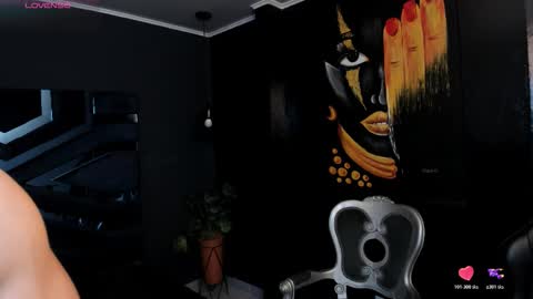 Snapshot of salvatore_damore chatting on 10-20-25, 05:35 SALVATORE online show from 10-20-25, 05:35