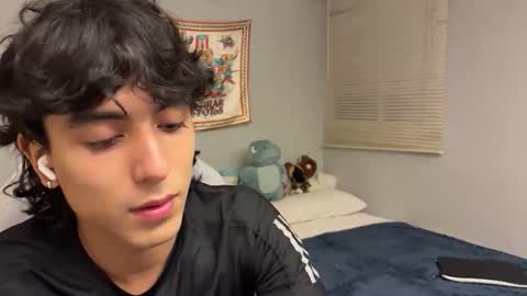 Snapshot of salvatore_montt chatting on 02-11-26, 04:17 salvatore_montt online show from 02-11-26, 04:17