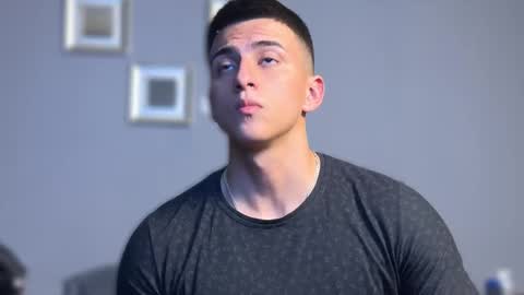 Salvatore online show from 03-21-26, 04:17