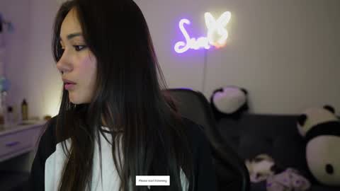 Snapshot of sam01___ chatting on 01-21-25, 12:15 Stefana or Samchispas online show from 01-21-25, 12:15