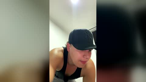 sam544469 online show from 05-18-26, 04:51