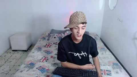 Snapshot of sam__cute chatting on 05-02-26, 02:05 sam__cute online show from 05-02-26, 02:05