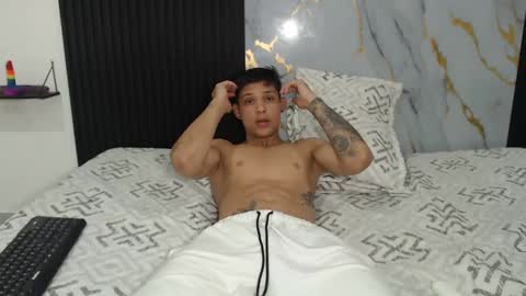 Snapshot of sam_and_mike chatting on 02-15-25, 02:47 sammmikee online show from 02-15-25, 02:47