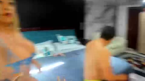 Snapshot of sam_and_molly chatting on 09-10-25, 07:58 Sam and Molly online show from 09-10-25, 07:58