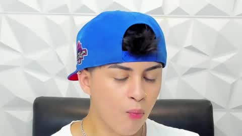 Sam online show from 11-25-25, 02:17