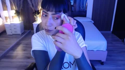 SAM MANSON online show from 10-23-25, 01:10