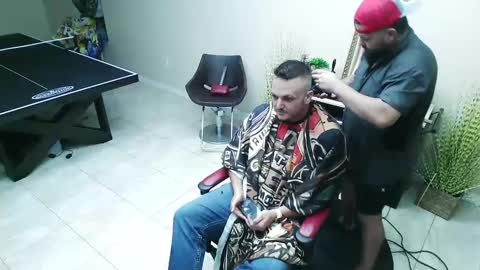 sam_papithebarber online show from 10-08-25, 02:53