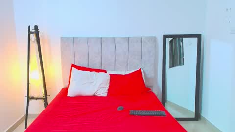 Snapshot of sam_tnt9 chatting on 01-10-26, 04:03 sam_tnt9 online show from 01-10-26, 04:03