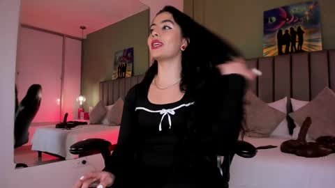  Samantha  online show from 12-16-25, 08:58