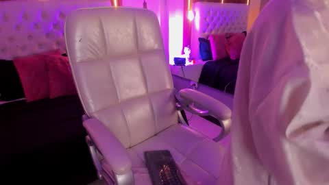 samabiecrussie online show from 02-26-26, 04:11