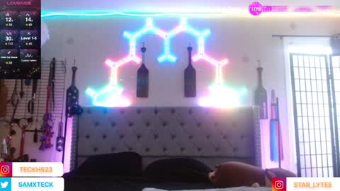 Snapshot of samandbrat chatting on 01-05-25, 08:00 Join us -   and    online show from 01-05-25, 08:00