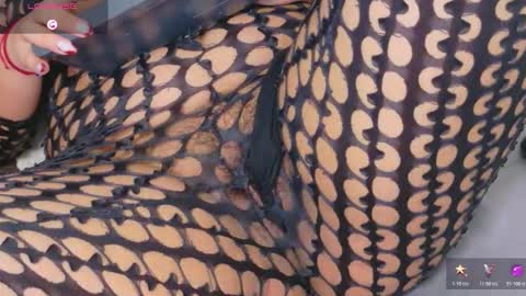 samannthaa_1 online show from 11-12-25, 09:03