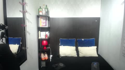 samanta ortizz online show from 10-24-25, 04:53