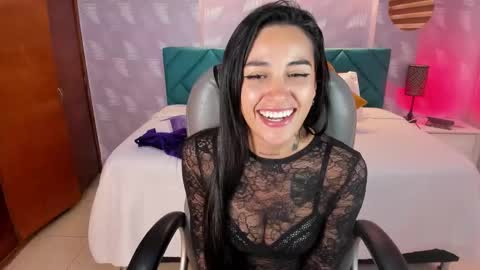 Snapshot of samantha__gomez1 chatting on 09-26-25, 02:21 natalia online show from 09-26-25, 02:21
