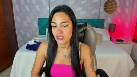 Snapshot of samantha__gomez1 chatting on 09-29-25, 12:32 natalia online show from 09-29-25, 12:32
