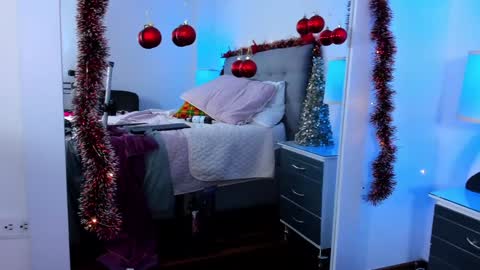 Samantha Vega online show from 12-24-24, 02:43