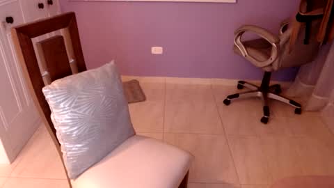 Snapshot of samantha_thompsoon chatting on 01-22-25, 11:21 samantha_thompsoon online show from 01-22-25, 11:21