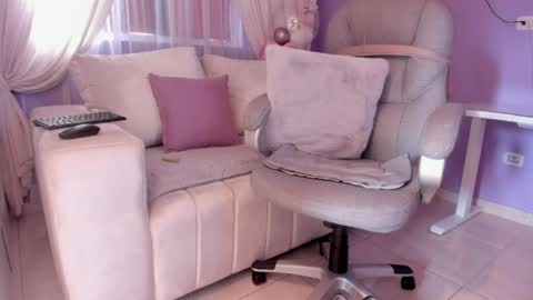 samantha_thompsoon online show from 06-05-26, 09:42