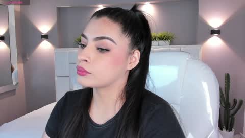  Samanthaa online show from 02-01-25, 03:30