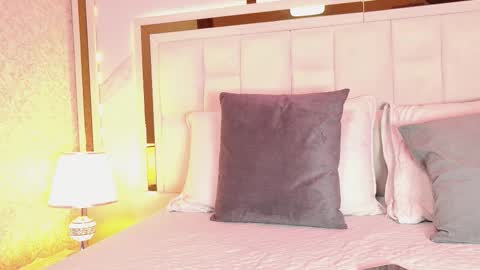 samanthaa_sm online show from 10-22-25, 11:32