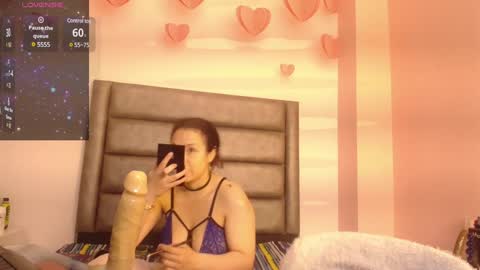 Snapshot of samanthaanderson chatting on 01-11-25, 04:57 Samantha Anderson online show from 01-11-25, 04:57