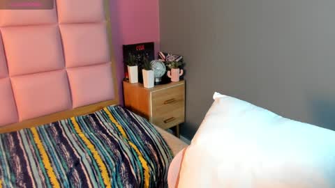 Snapshot of samanthaanderson chatting on 01-24-25, 10:51 Samantha Anderson online show from 01-24-25, 10:51