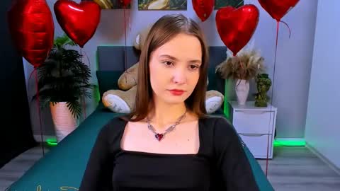 Snapshot of samanthaawalker chatting on 03-08-25, 06:32 SamanthaaWalker online show from 03-08-25, 06:32