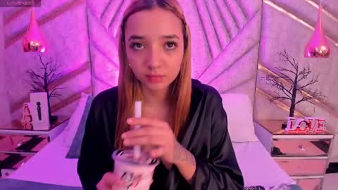 Snapshot of samanthadunss chatting on 07-19-26, 09:29 Samantha online show from 07-19-26, 09:29