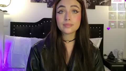 IGSamanthaGrant 10 online show from 06-12-26, 07:57