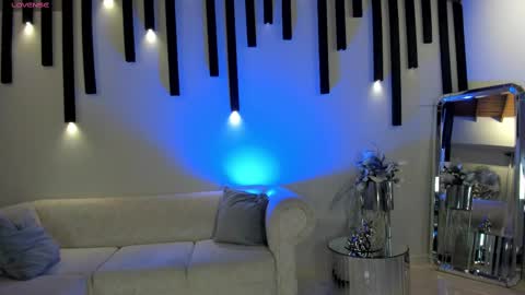 Samantha Klein online show from 02-14-25, 03:43