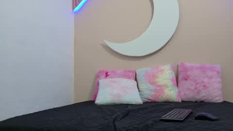 samanthalaurent online show from 05-27-26, 01:57