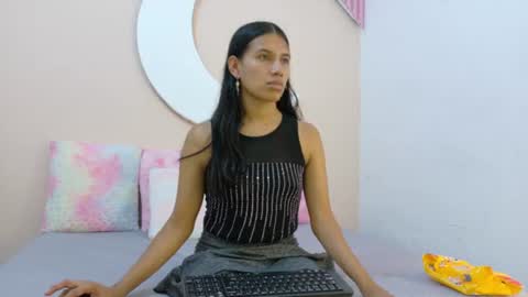 Snapshot of samanthalaurent chatting on 07-01-26, 07:21 samanthalaurent online show from 07-01-26, 07:21