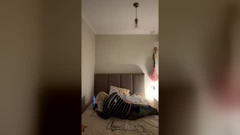 Samantha online show from 06-25-26, 07:18