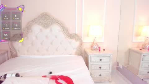 Snapshot of samanthapierce chatting on 11-29-25, 12:41 Samantha online show from 11-29-25, 12:41