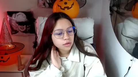 Samantha online show from 10-18-25, 02:29